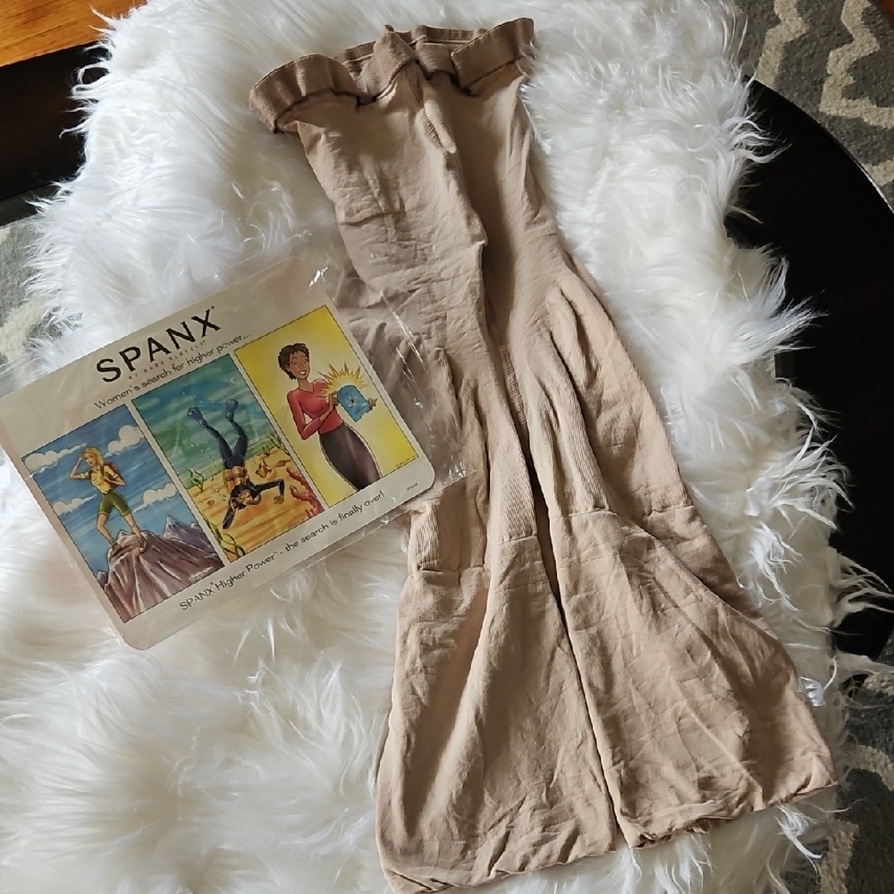 SPANX NWT Higher Power Beige Shapewear Size B
